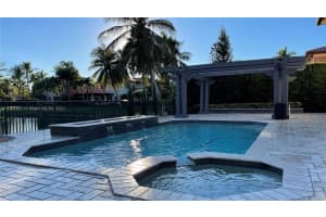 8052 NW 161st Terrace, Hialeah, FL 33016, Sold 05/26/22