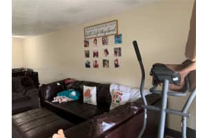 15669 SW 73rd Cir Terrace, Miami, FL 33193, Sold 01/10/22