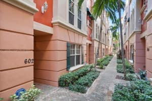 1033 NE 17th Way, Fort Lauderdale, FL 33304, Sold 12/28/21
