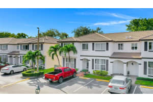 8605 SW 152nd Ave, Miami, FL 33193, Sold 01/07/22