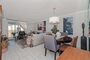325 SE 11th Terrace, Dania Beach, FL 33004, Sold 12/17/21