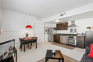 1300 Pennsylvania Ave, Miami Beach, FL 33139, Sold 01/26/22