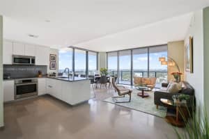 88 SW 7th St, Miami, FL 33130, Sold 01/05/22