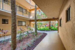 8015 SW 107th Ave, Miami, FL 33173, Sold 02/22/22