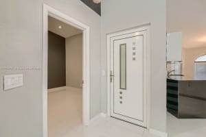 10008 NW 83rd St, Tamarac, FL 33321, Sold 01/07/22
