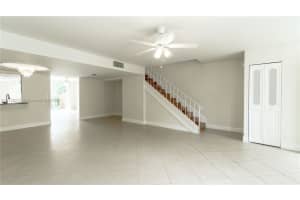 2212 NE 11th St, Hallandale Beach, FL 33009, Sold 01/06/22