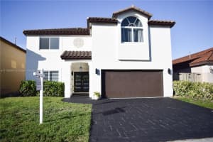 8323 NW 196th Terrace, Hialeah, FL 33015, Sold 01/11/22