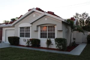 18944 NW 56th Ct, Miami Gardens, FL 33055, Sold 01/21/22