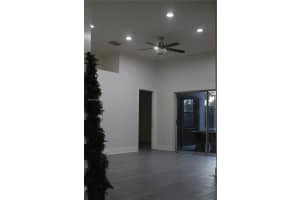 18944 NW 56th Ct, Miami Gardens, FL 33055, Sold 01/21/22