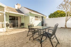 9198 SW 5th St, Boca Raton, FL 33428, Sold 01/18/22