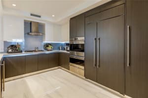 1180 N Federal Hwy, Fort Lauderdale, FL 33304, Sold 12/16/21