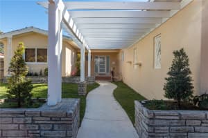 950 S Shore Dr, Miami Beach, FL 33141, Sold 12/30/21