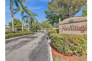 2162 Nova Village Dr, Davie, FL 33317, Sold 02/08/22