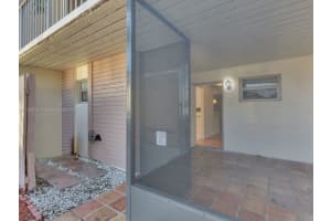 2162 Nova Village Dr, Davie, FL 33317, Sold 02/08/22