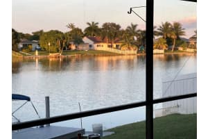 11833 NW 13th St, Pembroke Pines, FL 33026, Sold 03/07/22