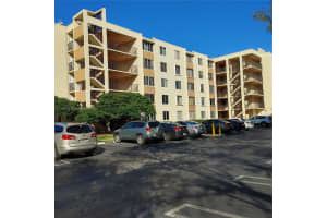 3195 Riverside Dr, Coral Springs, FL 33065, Sold 01/10/22