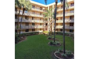 3195 Riverside Dr, Coral Springs, FL 33065, Sold 01/10/22