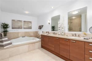 5959 Collins Ave, Miami, FL 33140, Sold 03/15/22