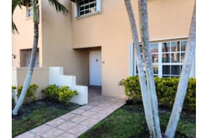 10360 SW 154th Cir Ct, Miami, FL 33196, Sold 04/08/22