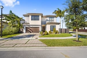 16005 SW 136th Terrace, Miami, FL 33196, Sold 01/25/22