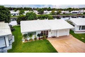 8302 NW 58th St, Tamarac, FL 33321, Sold 01/21/22