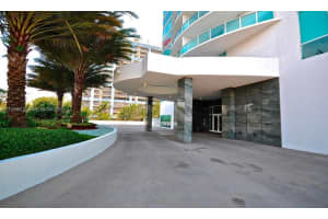 2101 Brickell Ave, Miami, FL 33129, Sold 12/17/21