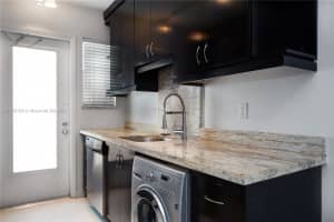 1333 15th St, Miami Beach, FL 33139, Sold 03/18/22