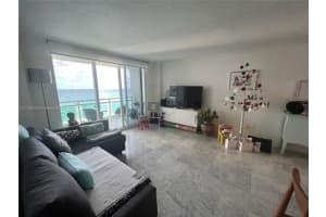 6917 Collins Ave, Miami, FL 33141, Sold 04/29/22