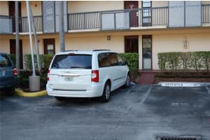 3301 N Country Club Dr, Miami, FL 33180, Sold 06/06/22