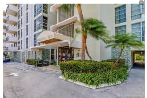 9800 W Bay Harbor Dr, Bay Harbor Islands, FL 33154, Sold 05/18/22