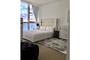 Trump Royale, 18201 Collins Ave #2008a, Sunny Isles Beach, FL 33160, Sold 03/03/22