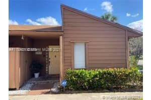6050 Clubhouse Dr, Tamarac, FL 33319, Sold 01/26/22