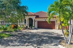 2096 SW 151st Pl, Miami, FL 33185, Sold 12/29/21