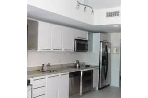 185 SW 7th St 12th floor, Miami, FL 33130, Sold 12/27/21