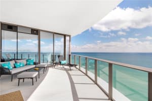 15701 Collins Ave, North Miami Beach, FL 33160, Sold 03/25/22