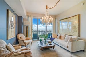 16385 Biscayne Blvd, North Miami Beach, FL 33160, Sold 07/15/22