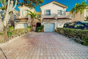 11313 NW 42nd Terrace, Doral, FL 33178, Sold 01/27/22