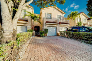 11313 NW 42nd Terrace, Doral, FL 33178, Sold 01/27/22