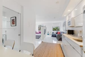 710 Washington Ave, Miami Beach, FL 33139, Sold 03/01/22