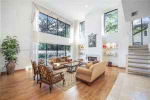 19921 NE 21st Ct, Miami, FL 33179, Sold 04/18/22