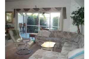 25 Tall Oaks Cir, Jupiter, FL 33469, Sold 01/06/22