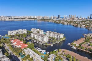 16570 NE 26th Ave #3j, North Miami Beach, FL 33160, Sold 04/01/22