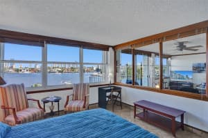 16570 NE 26th Ave #3j, North Miami Beach, FL 33160, Sold 04/01/22