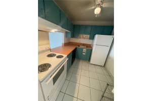 9970 SW 88th St, Miami, FL 33176, Sold 01/05/22