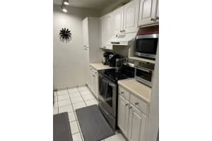 10800 SW 88th St APT O12, Miami, FL 33176, Sold 03/09/22