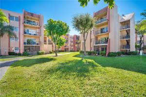 13707 Kendale Lakes Cir, Miami, FL 33183, Sold 01/25/22