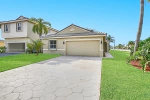 5911 E Grand Duke Cir, Tamarac, FL 33321, Sold 01/18/22