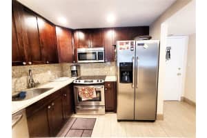 255 S Cypress Rd, Pompano Beach, FL 33060, Sold 01/18/22
