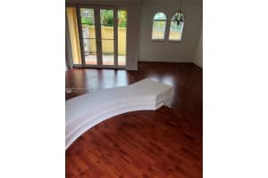 18350 NE 30th Ct, Aventura, FL 33160, Sold 01/21/22