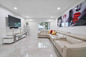 4550 W 16th Ave, Hialeah, FL 33012, Sold 04/15/22